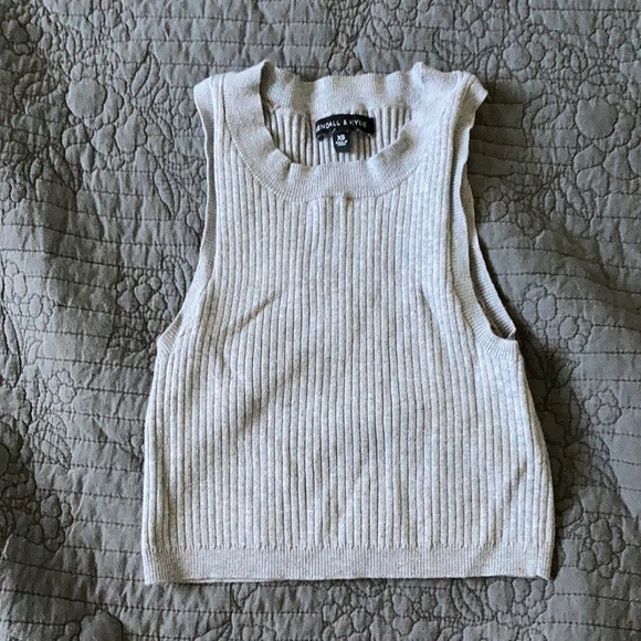 Kendall & Kylie crop top - Picture 1 of 1